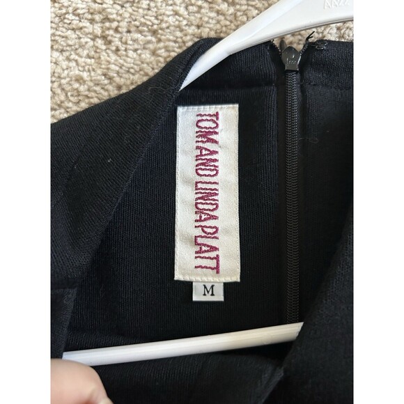 Tom & Linda Platt Designer Luxury V-neck Black Dress Dress Size M 100% Wool - Picture 8 of 9